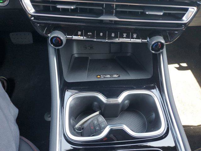 New 2026 Chevrolet Traverse RS w/ LPO, Floor Liner Package image 29