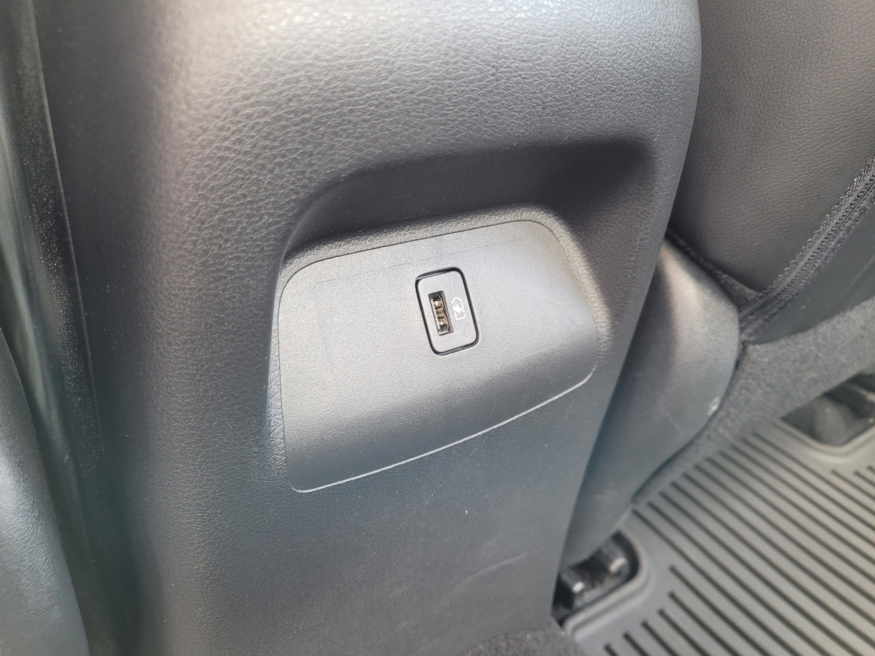 Used 2024 Nissan Sentra SR w/ SR Premium Package FWD image 18