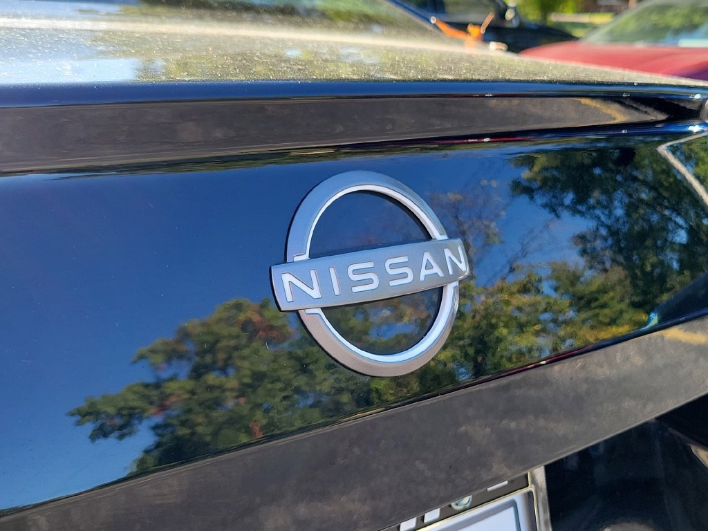Used 2025 Nissan Altima 2.5 SV FWD image 11