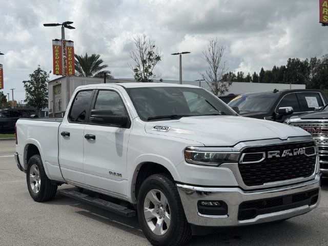 Used 2025 RAM 1500 Big Horn AWD/4WD image 2