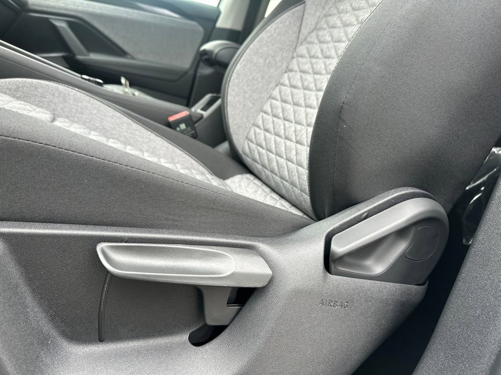 New 2026 Volkswagen Tiguan S AWD/4WD image 4