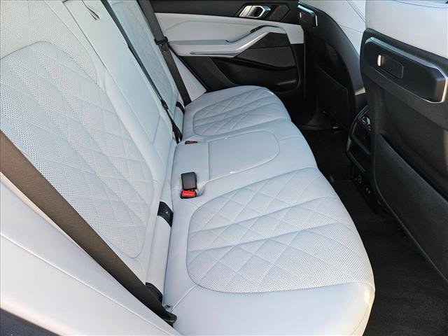 Used 2024 BMW X5 xDrive40i w/ Premium Package image 19
