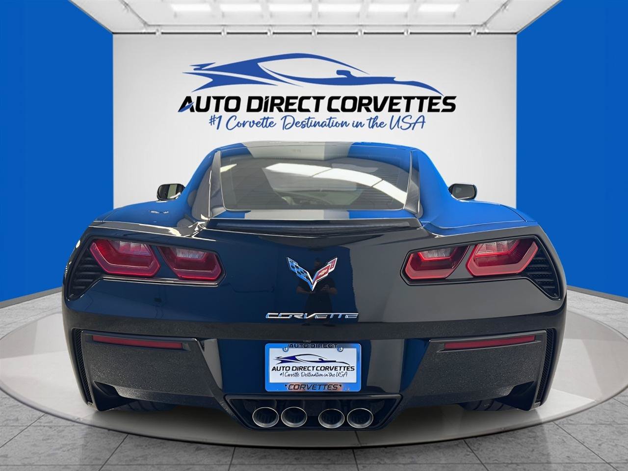 Used 2019 Chevrolet Corvette Stingray Coupe w/ 1LT RWD image 14