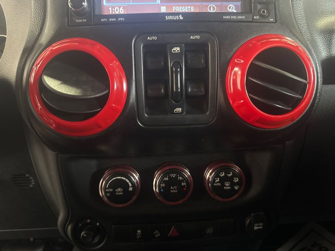 Used 2012 Jeep Wrangler Unlimited Rubicon w/ Dual Top Group image 13