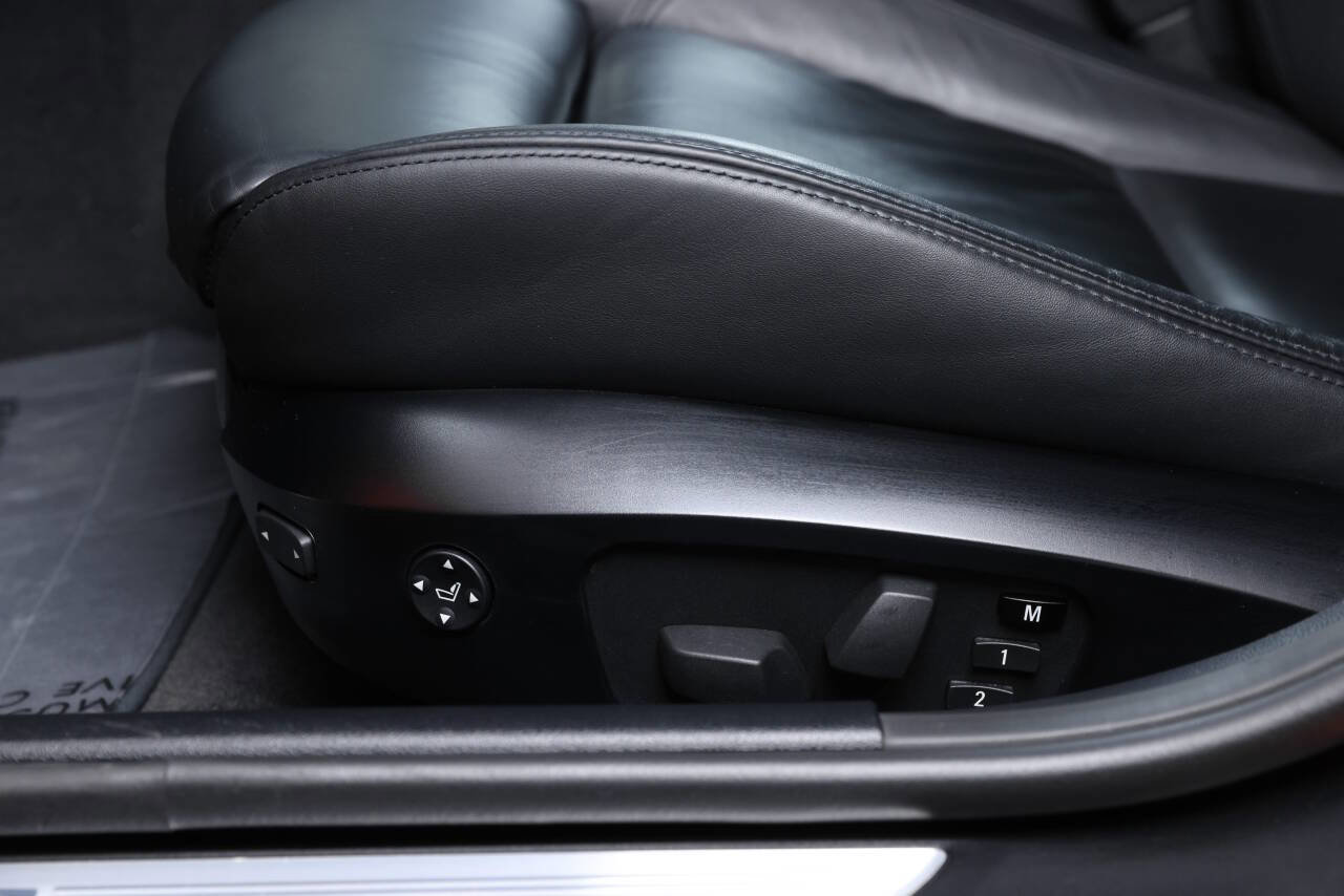 Used 2011 BMW M3 Sedan image 87