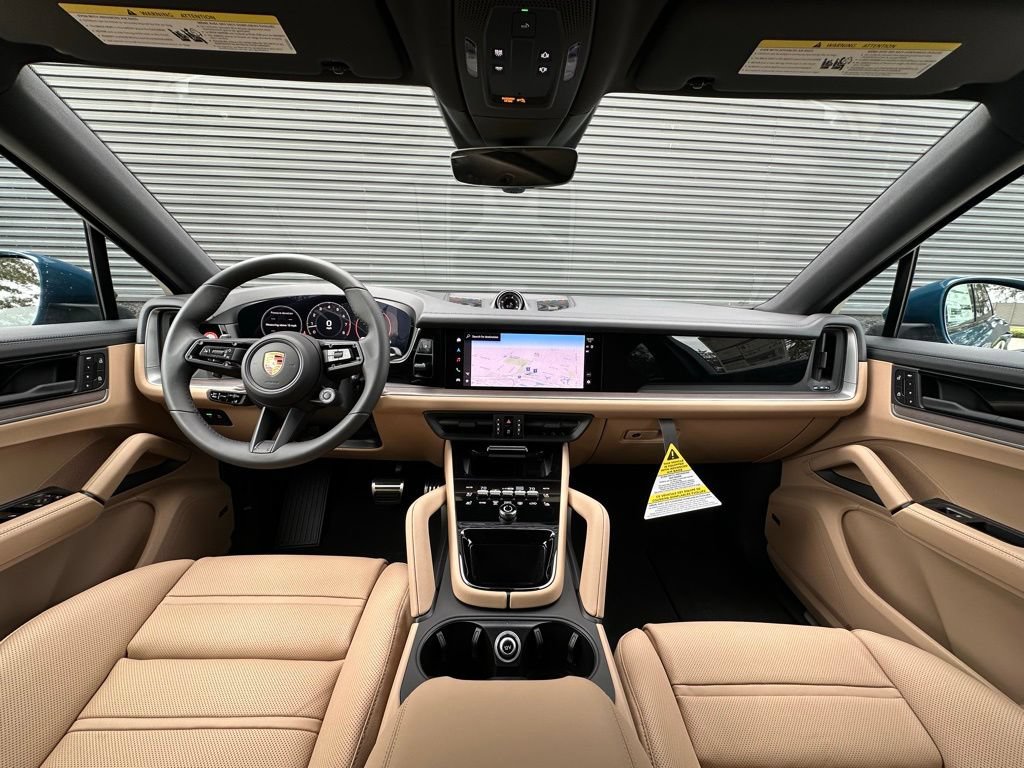 Used 2026 Porsche Cayenne S AWD/4WD image 6
