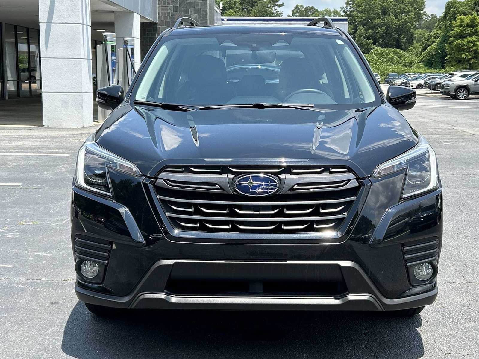 Certified 2023 Subaru Forester Limited AWD/4WD image 6