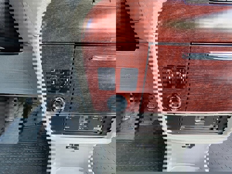 Used 2014 Toyota Sienna XLE image 44