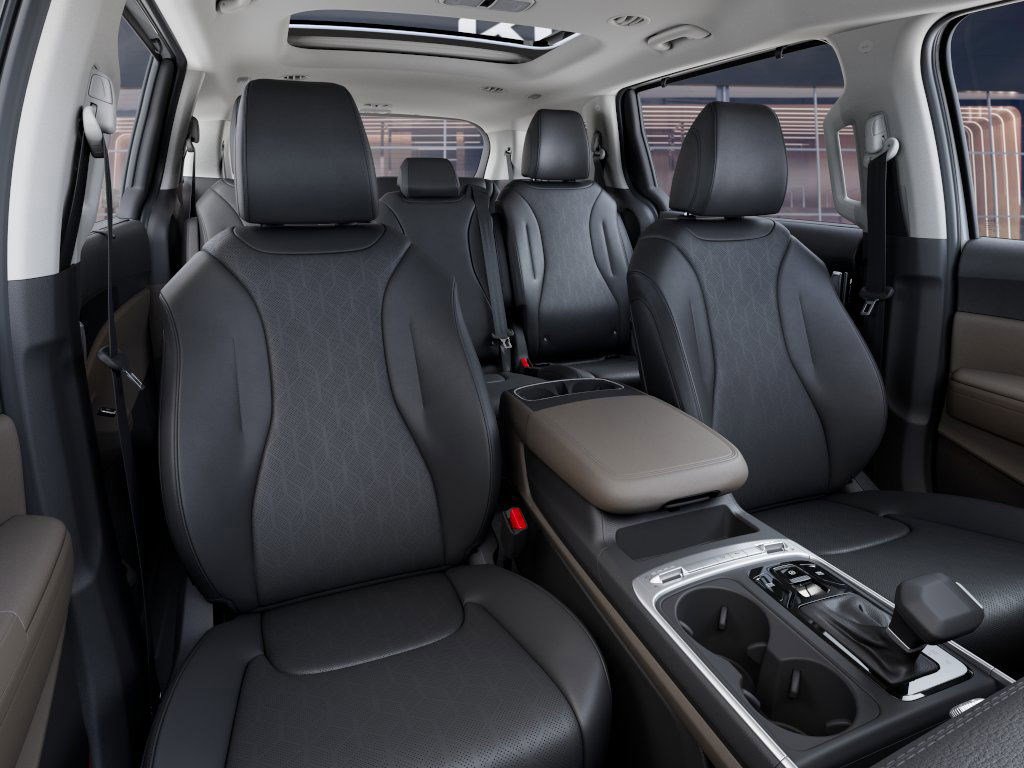 New 2026 Kia Carnival SX FWD image 16