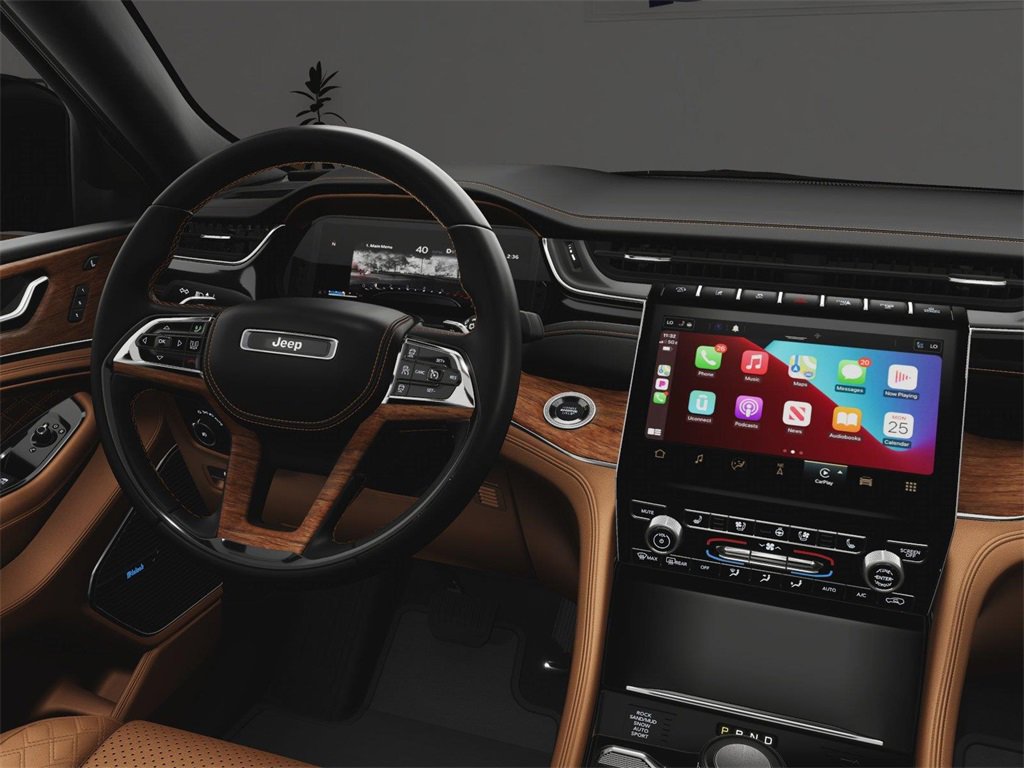 New 2025 Jeep Grand Cherokee L Summit w/ Advanced Protech Group IV image 18