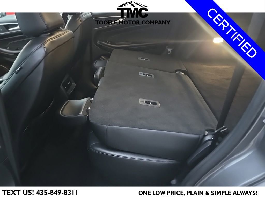 Used 2024 Ford Edge Titanium image 27