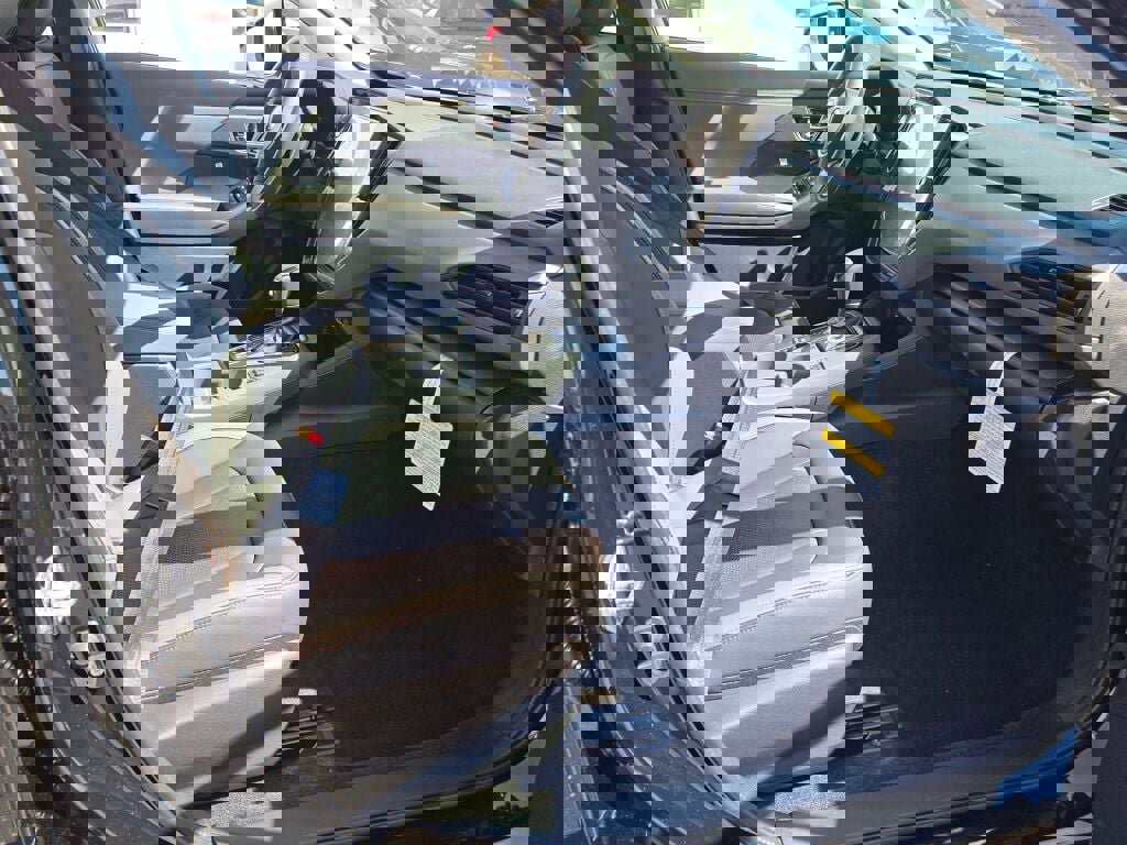 New 2025 Subaru Crosstrek 2.5i Limited image 6