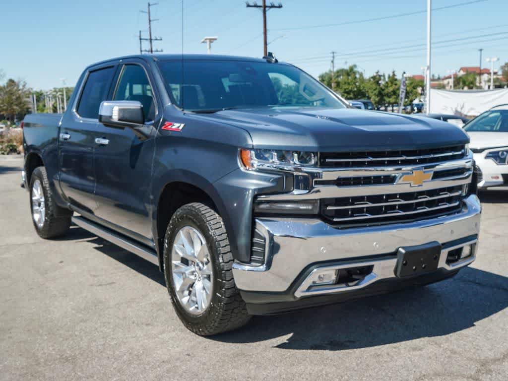 Used 2020 Chevrolet Silverado 1500 LTZ w/ LTZ Premium Package AWD/4WD image 13