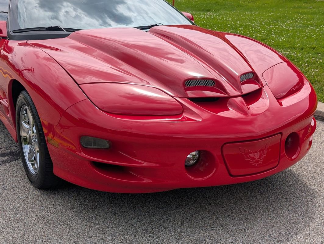 Used 1999 Pontiac Firebird Formula w/ Security Pkg RWD image 18