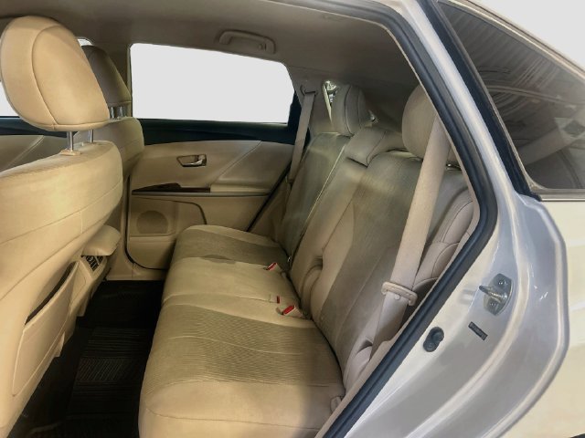 Used 2013 Toyota Venza LE FWD image 22