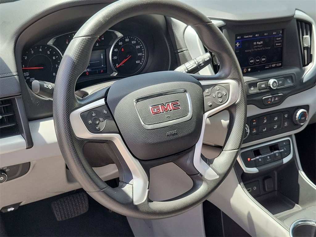Used 2024 GMC Terrain SLE image 11