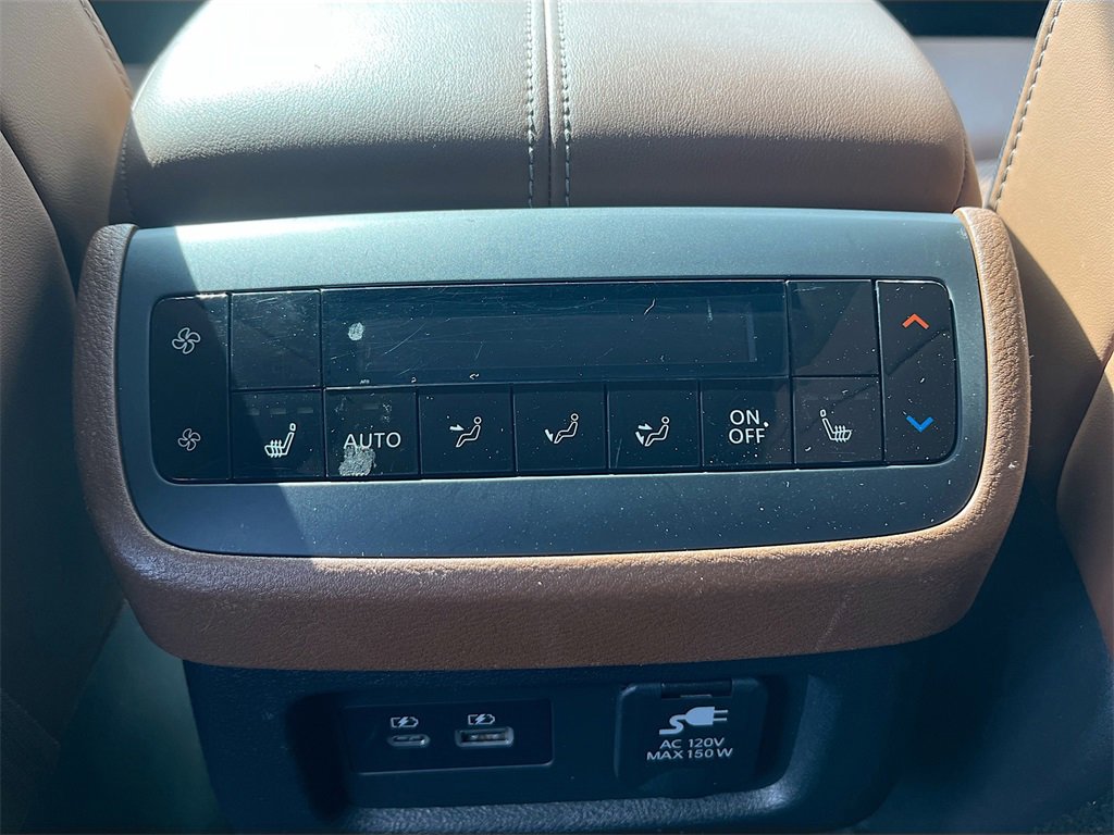 Certified 2023 Nissan Pathfinder Platinum w/ Cargo Package image 29