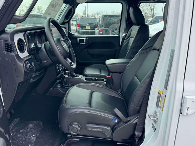 New 2026 Jeep Gladiator Sport AWD/4WD image 10