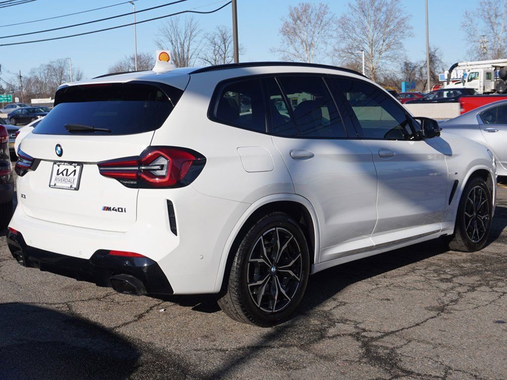 Used 2024 BMW X3 M40i w/ Premium Enhanced Package image 12