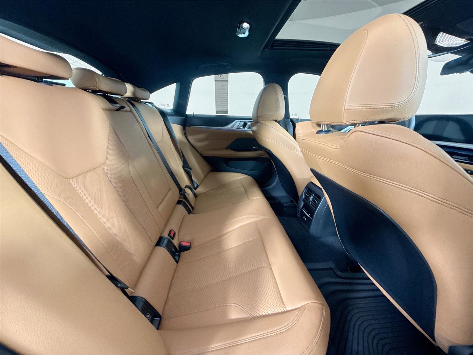 Used 2025 BMW i4 eDrive40 w/ Premium Package image 47