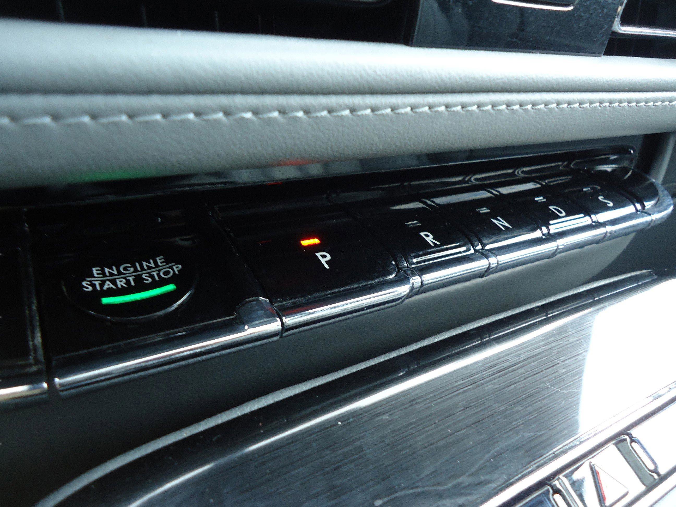 Used 2023 Lincoln Nautilus Reserve w/ Equipment Group 202A image 20