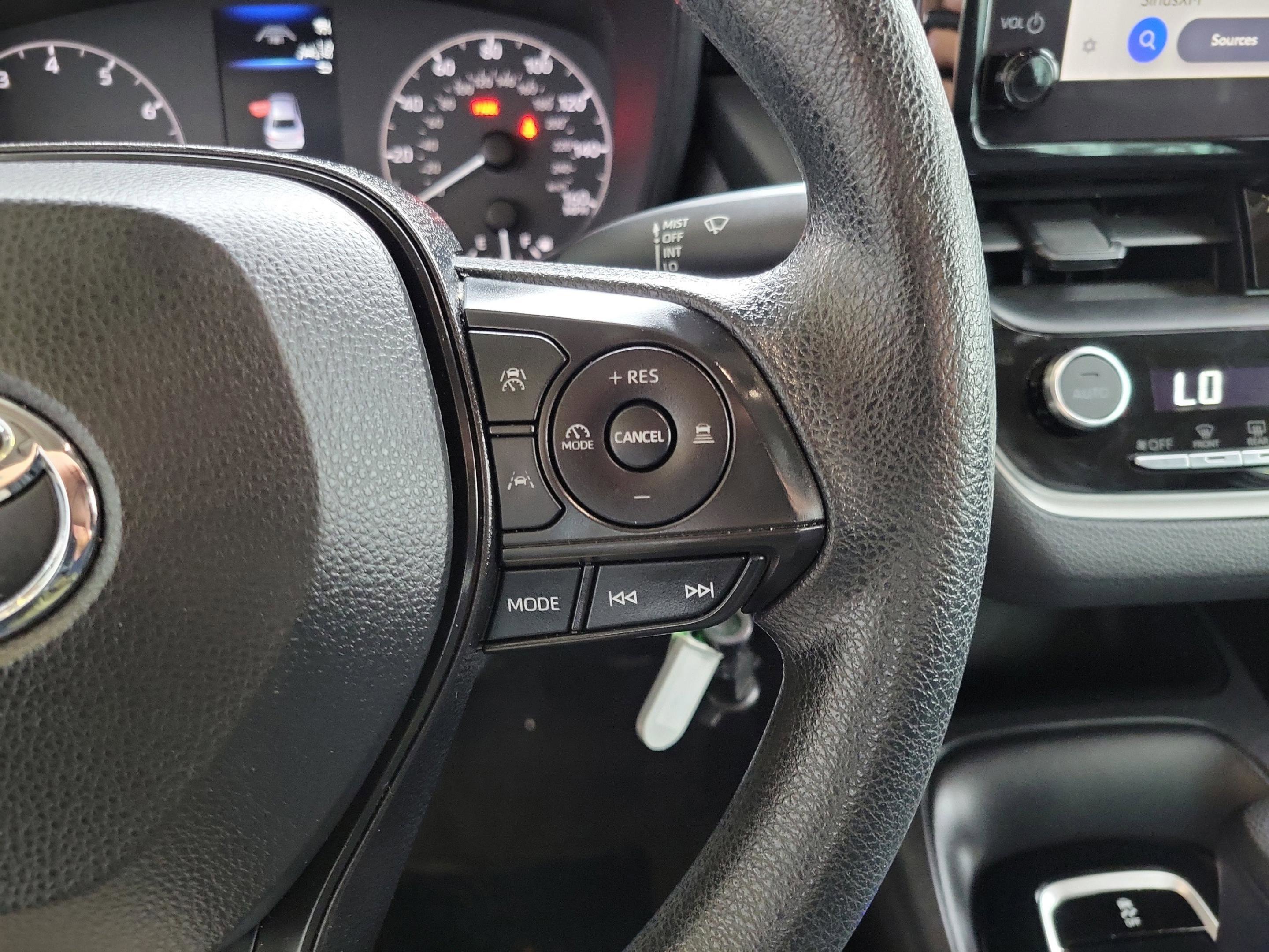 Used 2024 Toyota Corolla LE image 17