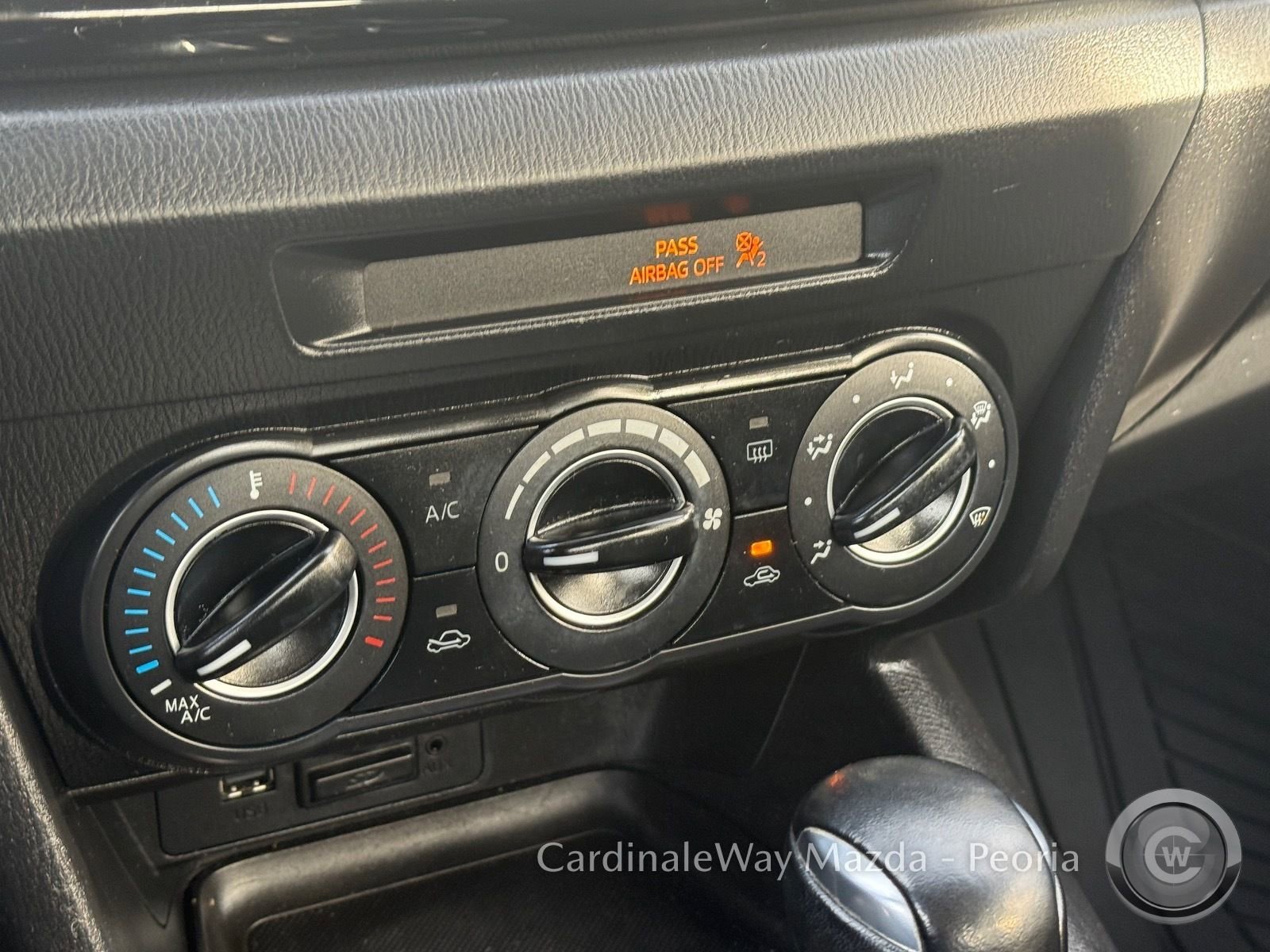 Used 2016 MAZDA MAZDA3 i Touring image 26