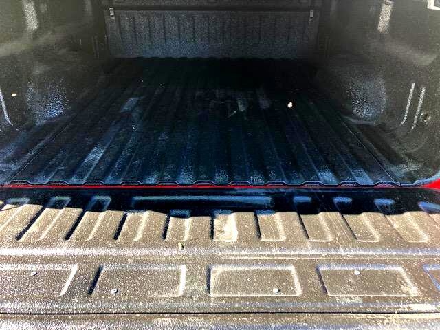 Used 2018 Chevrolet Silverado 1500 LTZ image 20