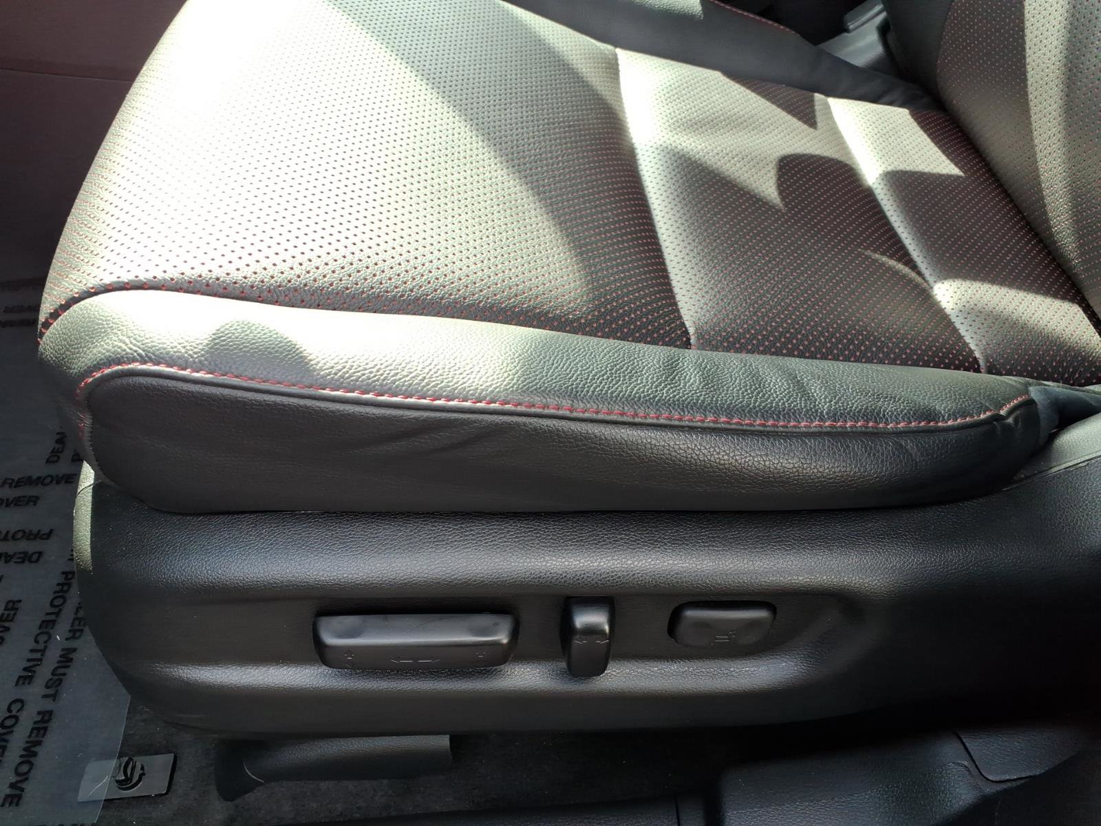 Used 2023 Honda Ridgeline Black Edition image 14