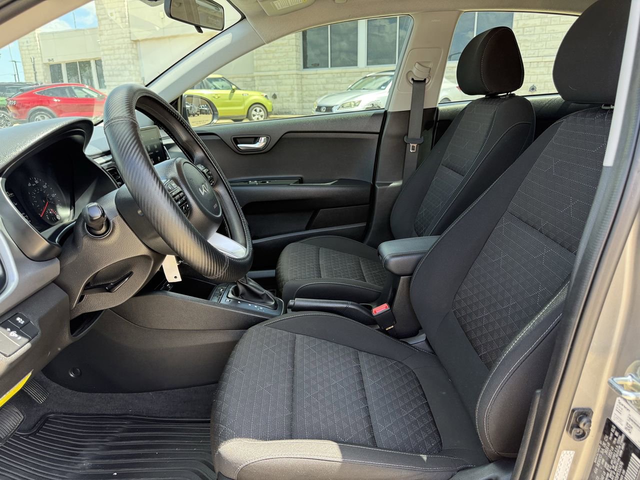 Used 2023 Kia Rio S image 24
