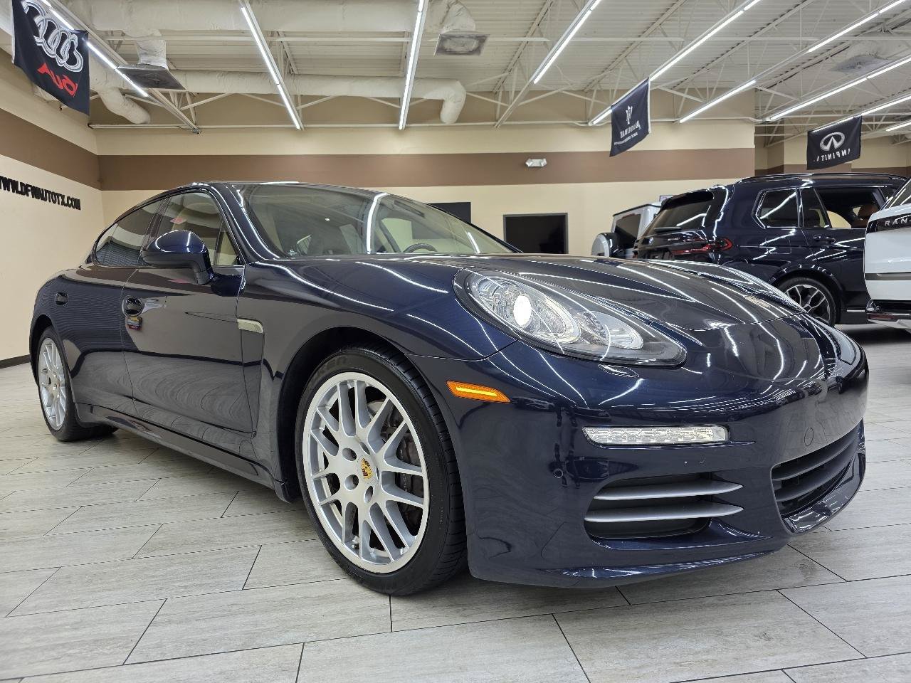 Used 2016 Porsche Panamera 4 Edition AWD/4WD image 4