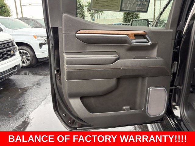 Used 2023 Chevrolet Silverado 1500 High Country w/ Technology Package AWD/4WD image 14