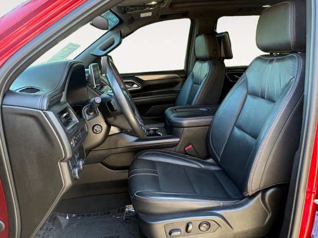 Used 2021 Chevrolet Tahoe RST w/ Luxury Package RWD image 9