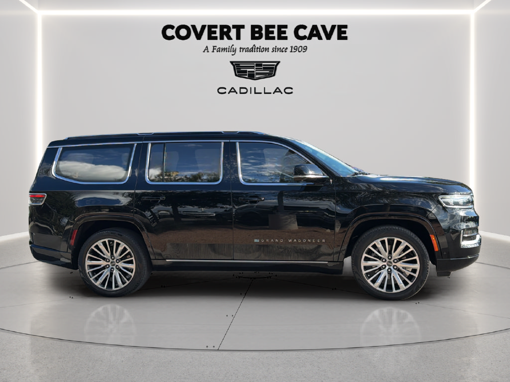 Used 2023 Jeep Grand Wagoneer Series III AWD/4WD image 8