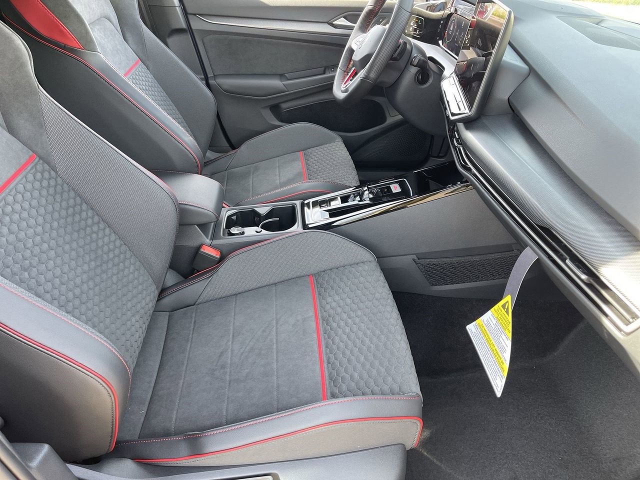 New 2026 Volkswagen GTI SE image 8