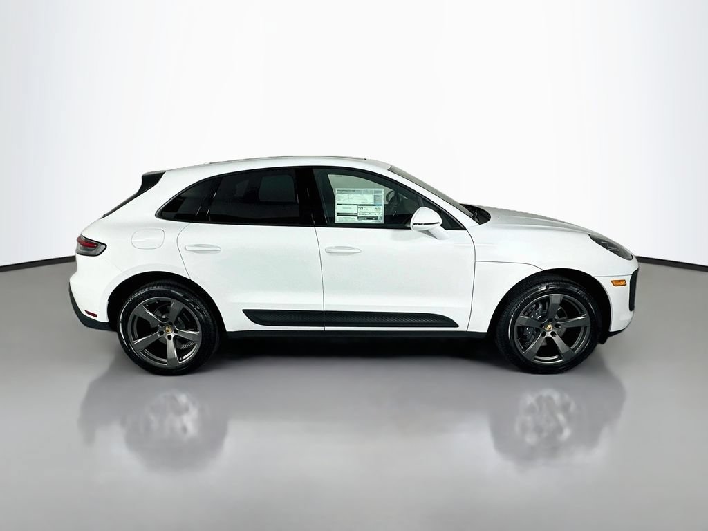 New 2026 Porsche Macan AWD/4WD image 8