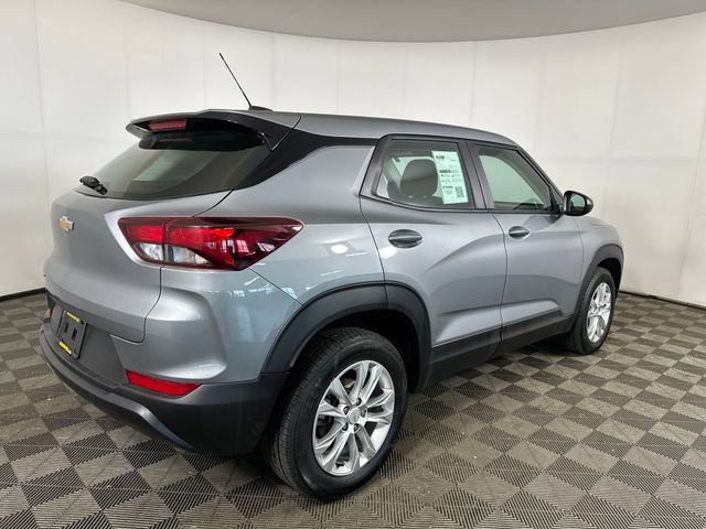 Used 2023 Chevrolet TrailBlazer LS image 3