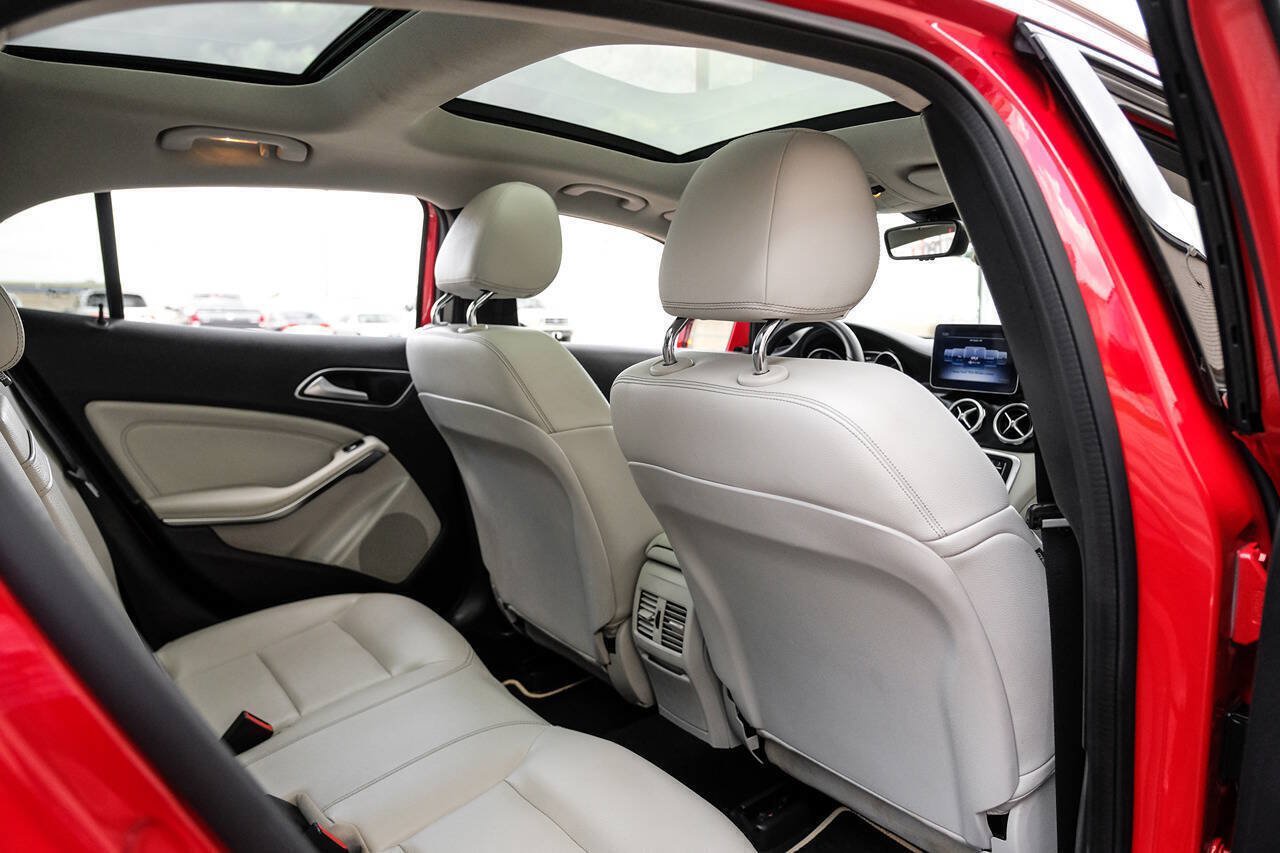Used 2019 Mercedes-Benz GLA 250 image 36