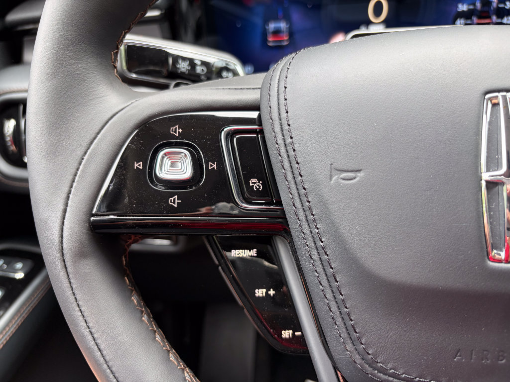 New 2026 Lincoln Aviator AWD image 47