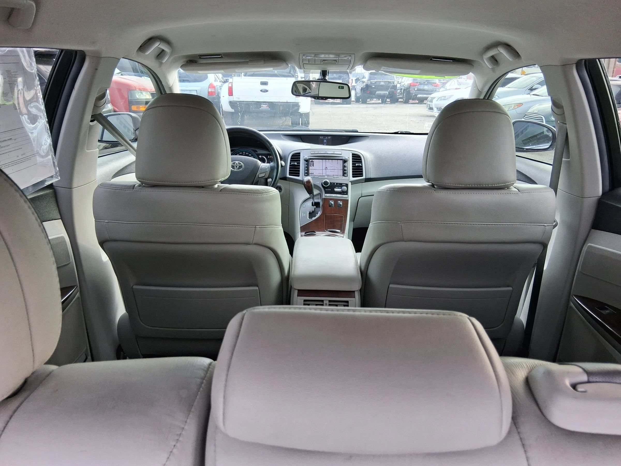Used 2012 Toyota Venza XLE FWD image 12