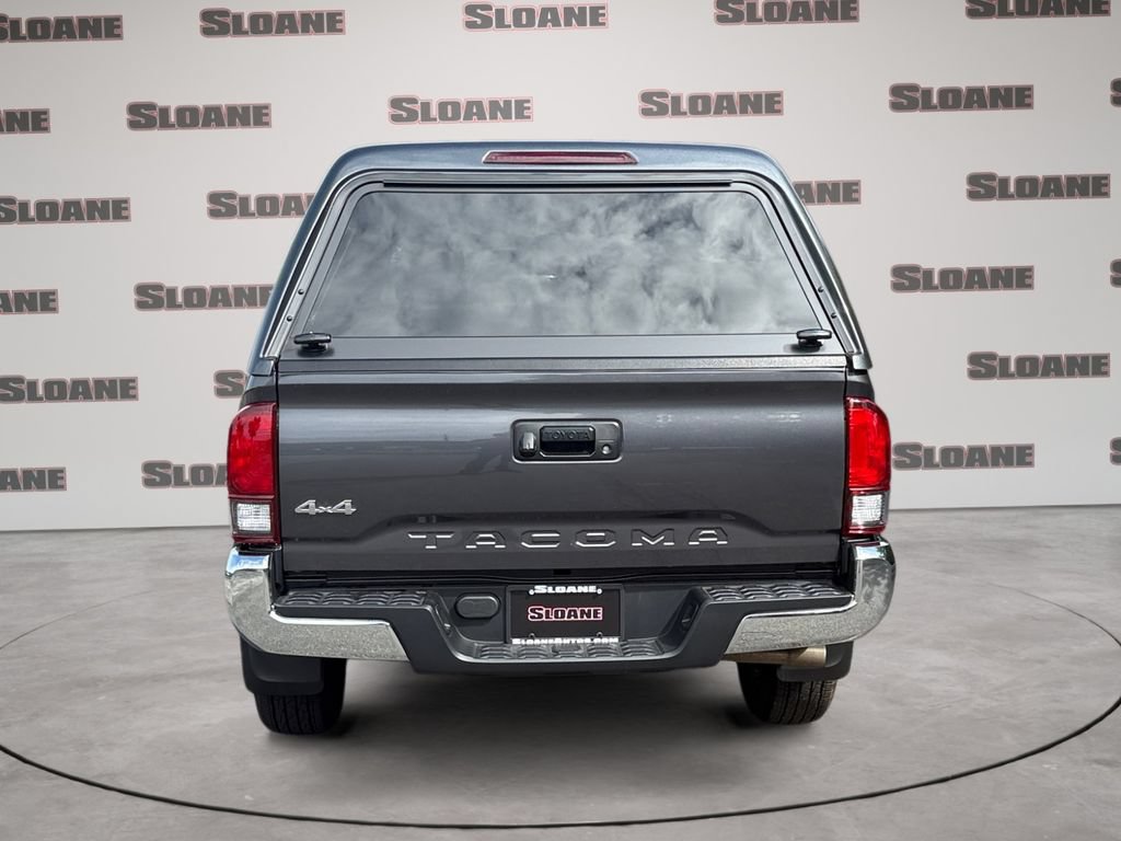 Used 2022 Toyota Tacoma SR5 w/ SR5 Appearance Package (SM) AWD/4WD image 4