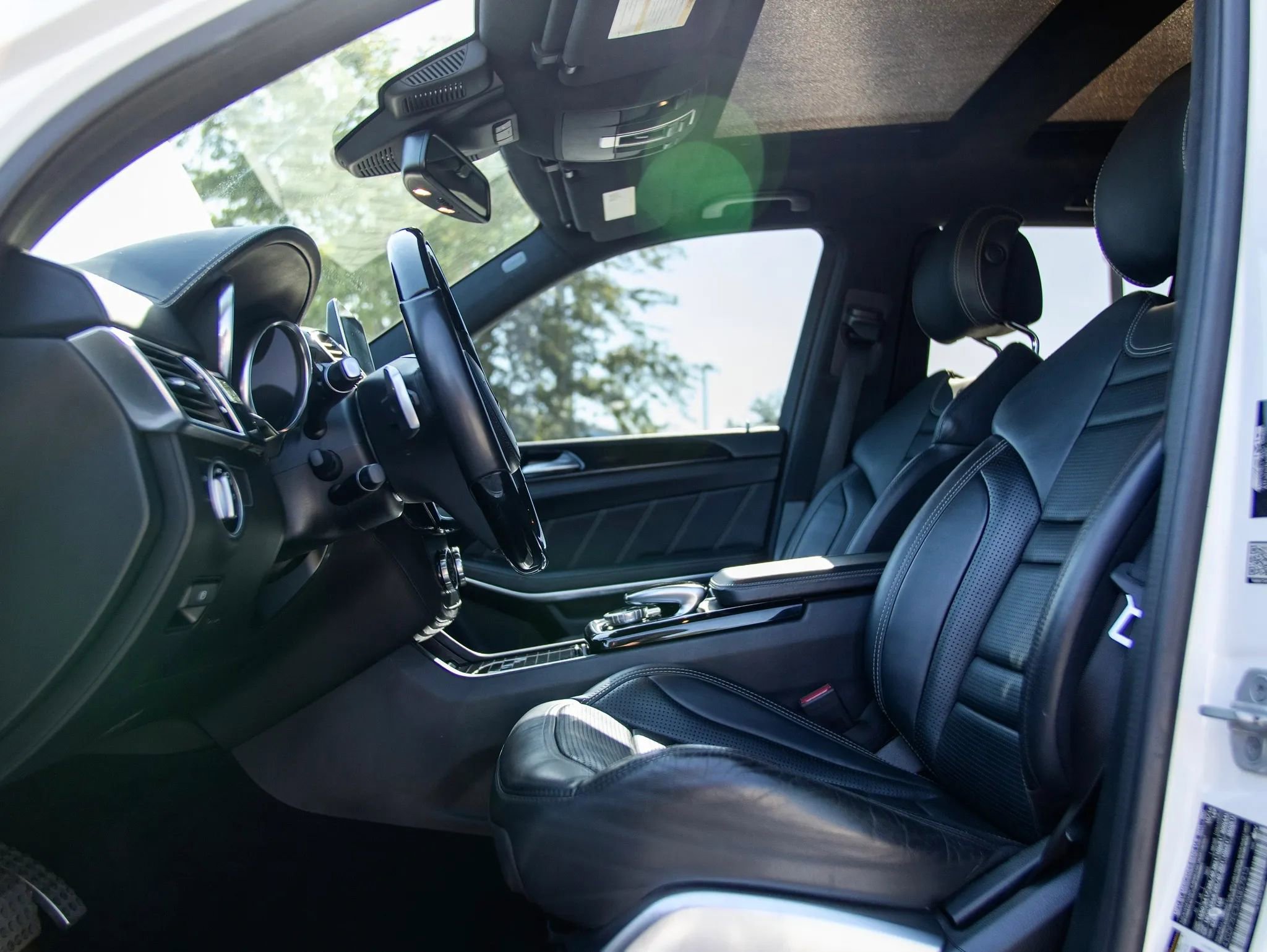 Used 2017 Mercedes-Benz GLS 63 AMG 4MATIC image 26