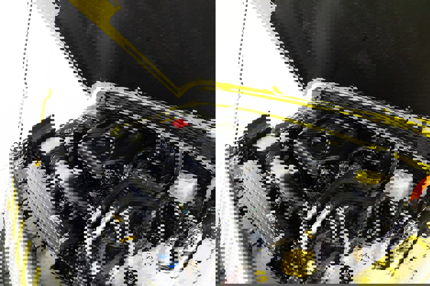 Used 2022 Jeep Wrangler Unlimited Sahara w/ Cold Weather Group image 31