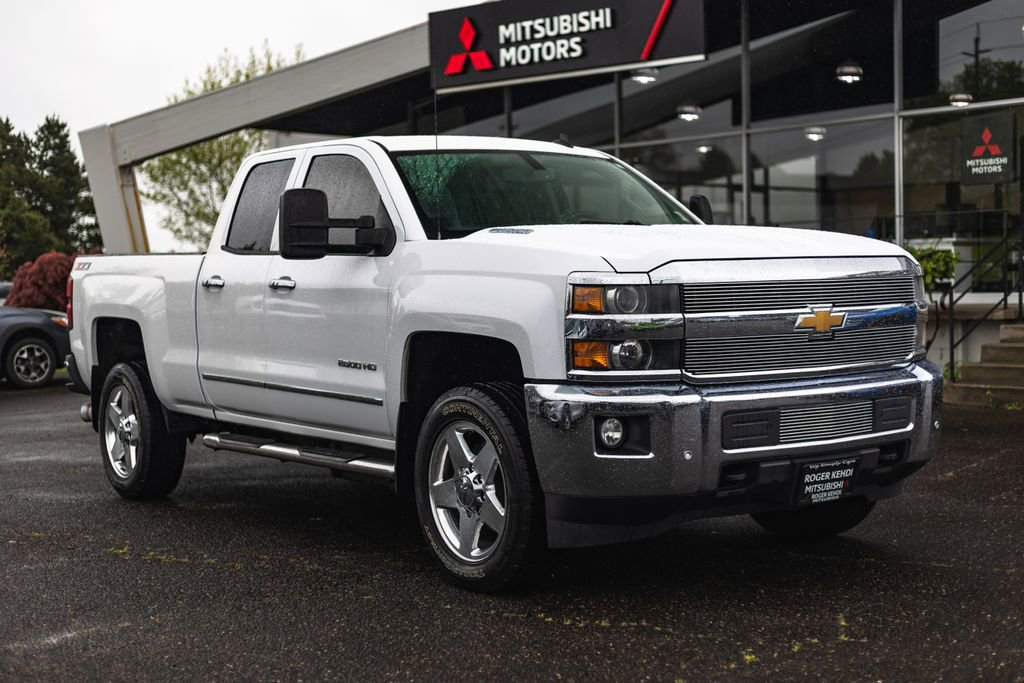 Used 2015 Chevrolet Silverado 2500 LTZ w/ LTZ Plus Package AWD/4WD image 8