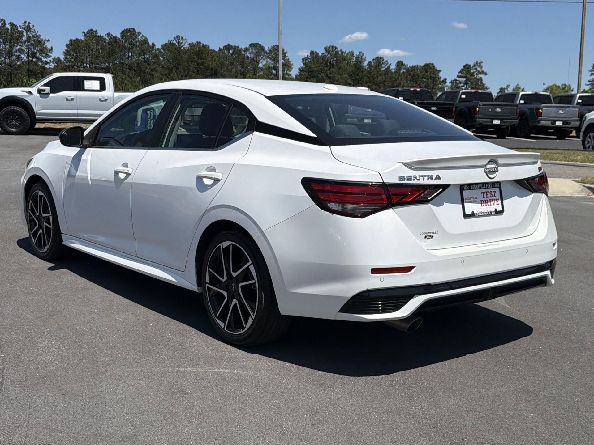 Used 2025 Nissan Sentra SR image 24