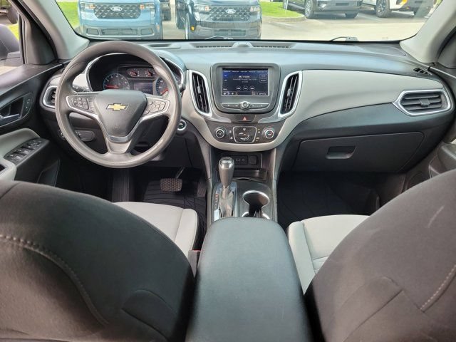 Used 2021 Chevrolet Equinox LS w/ LS Convenience Package FWD image 17