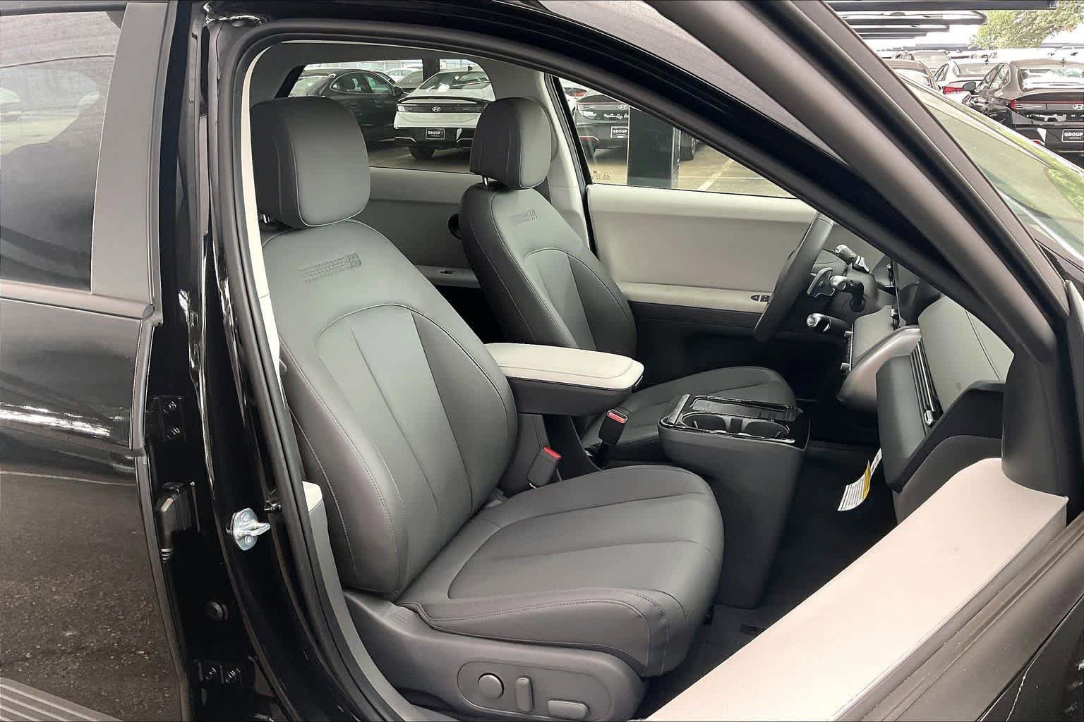 Certified 2026 Hyundai Ioniq 5 SEL RWD image 8