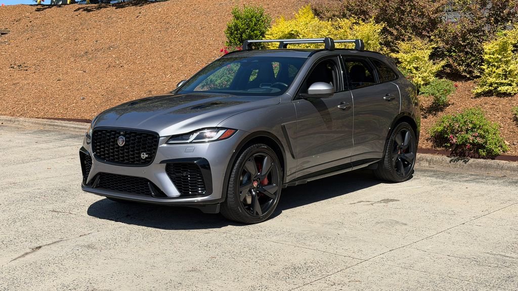 Used 2023 Jaguar F-PACE SVR AWD/4WD image 7