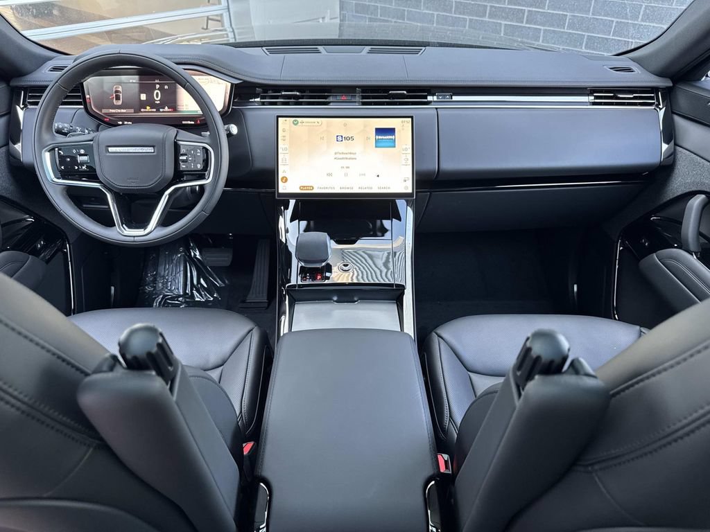 New 2026 Land Rover Range Rover Sport SE AWD/4WD image 17