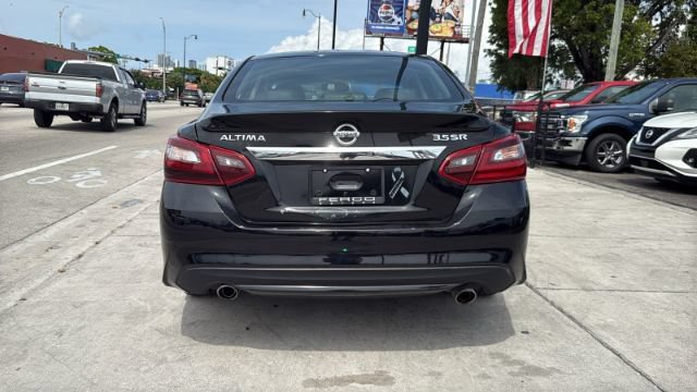 Used 2017 Nissan Altima 3.5 SR FWD image 13